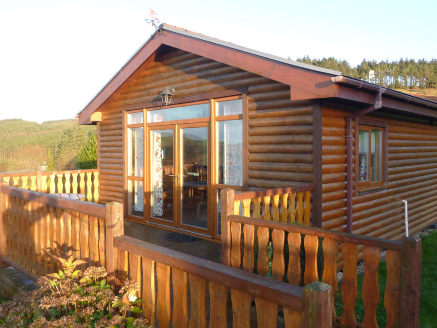 Log Cabins exterior, Adventure Wales accommodation, Accommodation for schools, Accommodation for colleges, Accommodation for team building